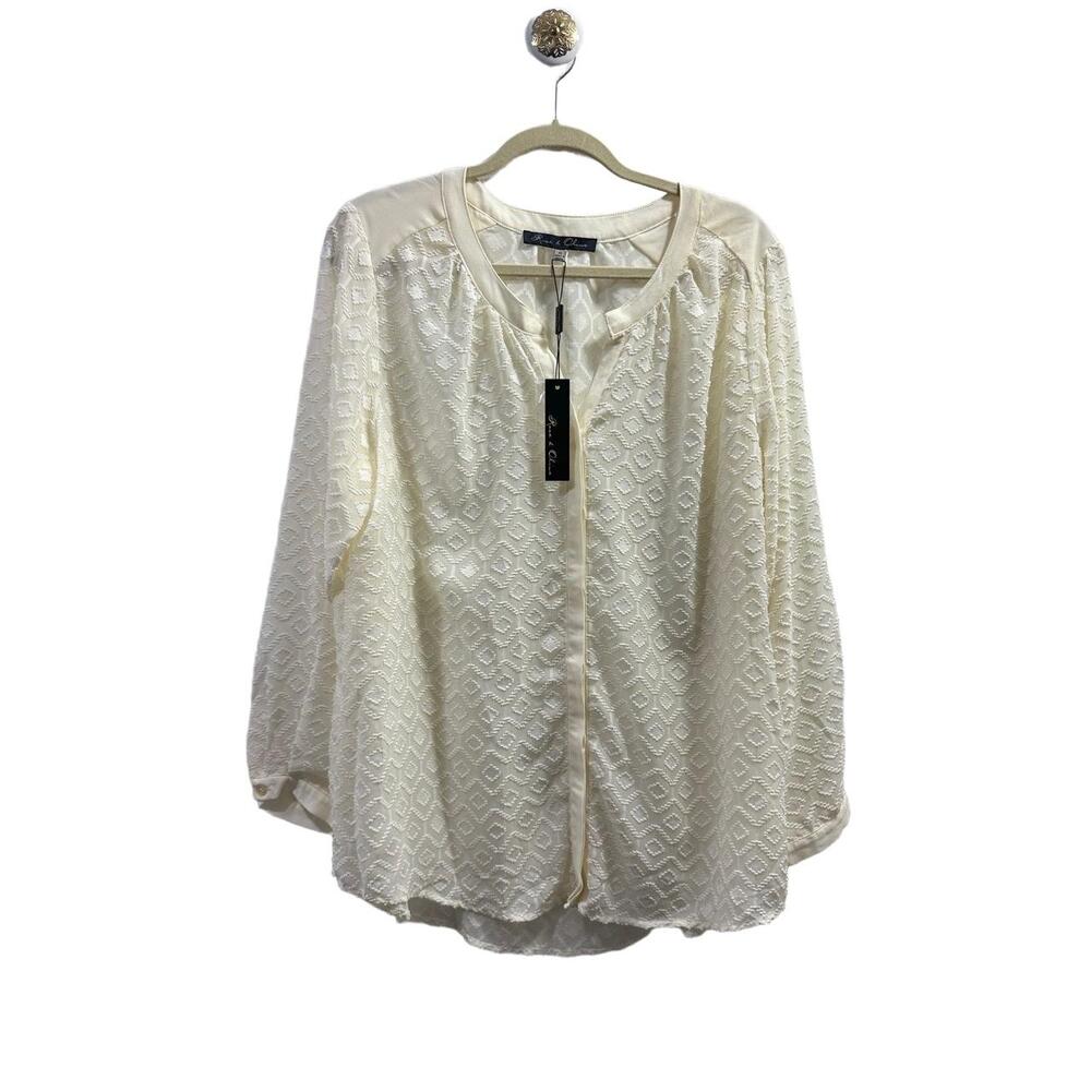 NWT Rose & Olive Blouse Womens Size 1X Ivory Cream ButtonUp Long Sleeve Textured